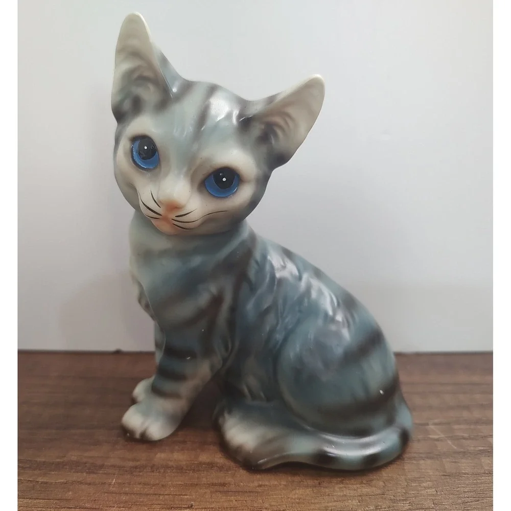 Blue Steel Gray Striped Blue Eyed Cat Kitty Figurine Made in Japan Vintage S3